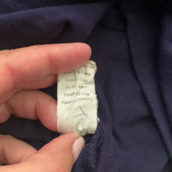 Cabi blueberry cotton ruched long sleeve top. Large - Picture 6 of 6